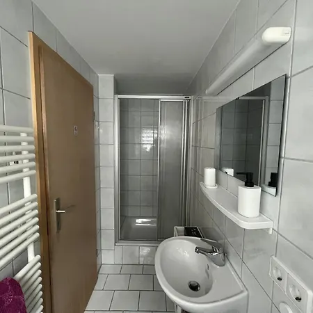 Homestay Mit Privatem Bad - Ideal Fur Geschaftsreisen Ulm